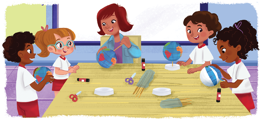 Imagem: Ilustração. Dentro de sala de aula, quatro alunos de frente para uma mesa grande de cor bege e ao fundo, professora ao fundo. Ela tem pele clara, cabelos curtos e franja castanhos, usando blusa de cor violeta e camisa de mangas longas em azul-claro. Ela está com a mão esquerda sobre globo e mão direita, um palito fino na parte inferior do globo. As crianças estão usando uniforme : camiseta branca com detalhes em bermuda e saia em vermelho. À esquerda, um menino negro de cabelos encaracolados em castanho, segurando nas mãos um globo terrestre e ao lado, uma menina loira de cabelos presos atras, com par de óculos de grau azul, com as mãos sobre a mesa. À direita, um menino moreno de cabelos castanhos encaracolados, perto de um globo terrestre sobre haste, em cima da mesa. Ao lado dele, menina de pele negra com cabelos presos castanhos, segurando uma bola branca com dois gomos azuis. Ao centro da mesa, pacotes de palitos finos, tesouras, colas em bastão e bases redondas brancas. Em segundo plano, vista parcial de lousa branca com bordas em azul.  Fim da imagem.