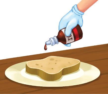 Imagem: Ilustração. Mão de uma pessoa de pele clara, com uma luva branca, segurando pote de iodo por onde cai uma gota marrom sobre o pão de forma de cor bege, no prato branco.  Fim da imagem.