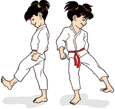 Imagem: Fumikomi. Uma menina com maria-chiquinha exemplifica em dois movimentos: 1. Ela está com a perna direita estendida para o lado esquerdo com o pé um pouco afastado do chão. 2. Ela está com a perna direita estendida para a direita e o pé esquerdo apoiado no chão.  Fim da imagem.