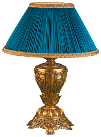 Imagem: Fotografia. Um abajur com corpo dourado e cúpula azul. Fim da imagem.